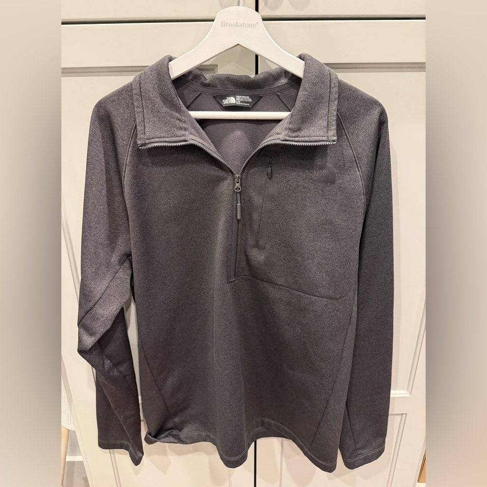 Men’s Northface Pullover